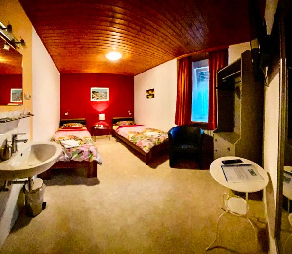 Wohn- und Schlafbereich